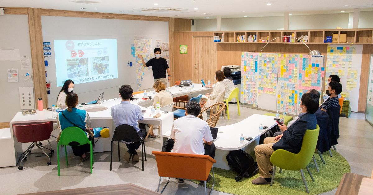 2674カルビーの「圧倒的顧客志向」とは？広島の”出島”オフィスで進む新商品開発の裏側